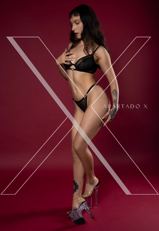 Luxury Escort Cristal Kuerten