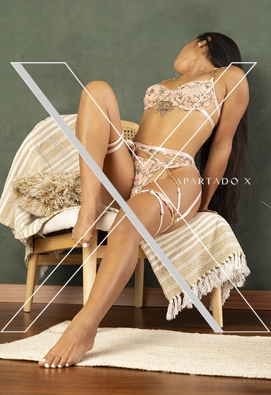 Photo 0 of escort Estela Moon