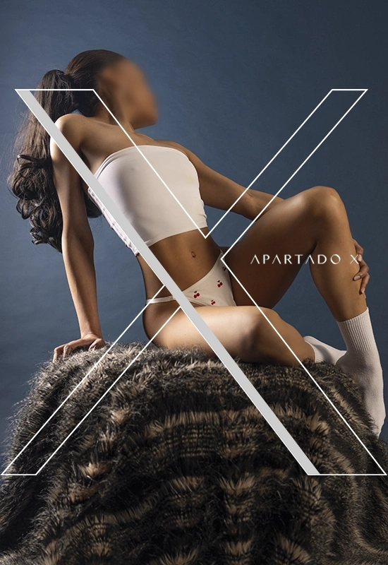 Luxury Escort Lu Macedo