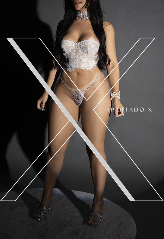 Luxury Escort Lua Clara