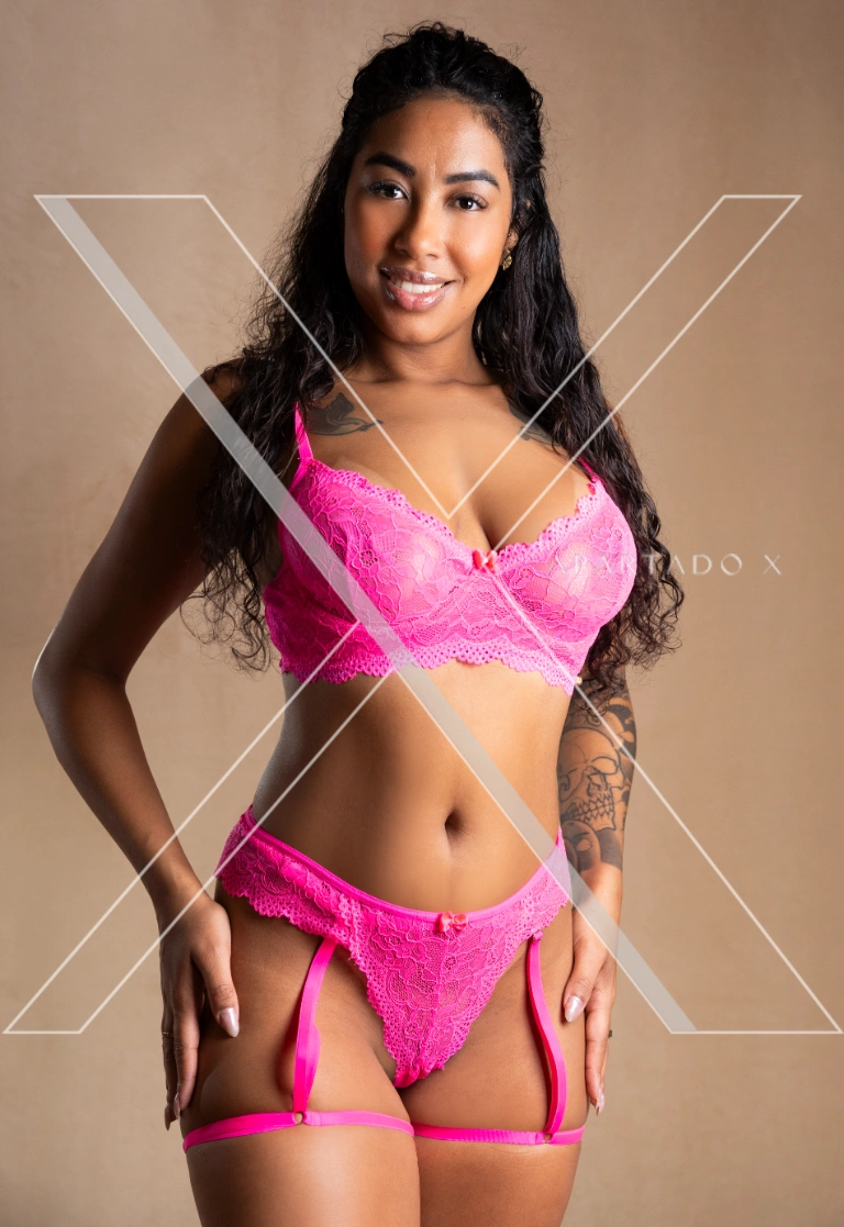 Escort de Luxo Naty Morais
