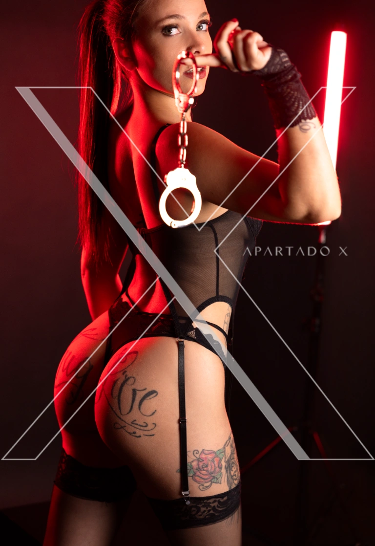 Luxury Escort Nay Blair