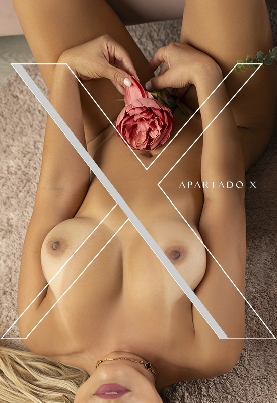 Luxury Escort Paola Ducati